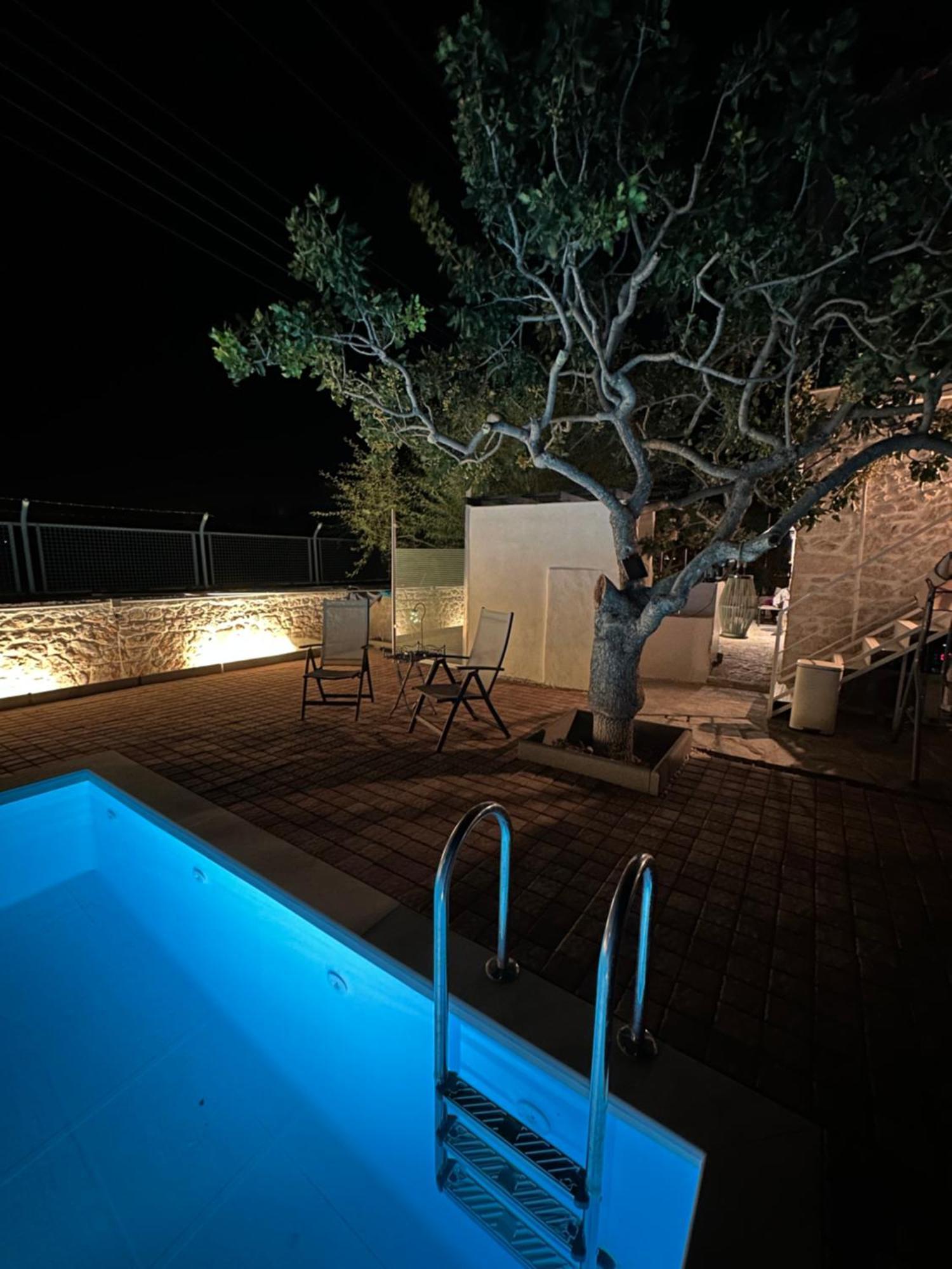 Apartmán Solmar Aegina With Private Pool - Jacuzzi Khloi Exteriér fotografie